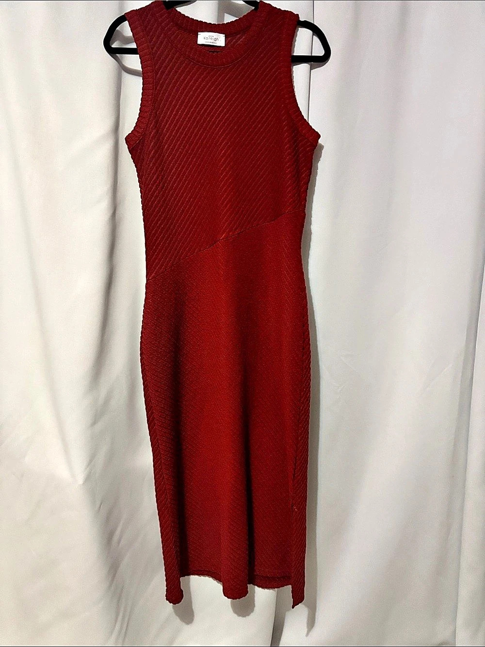 KaiLeigh Sleeveless Maxi Dress in Red